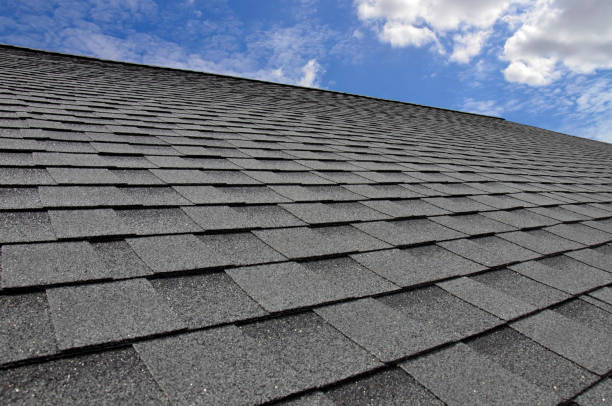 Best Emergency Roof Repair Services  in Nanuet, NY